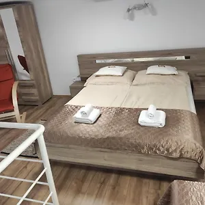 Apartment Kossuth Garden, Debrecen
